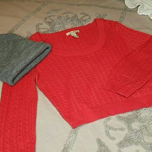 Forever 21 Red Cropped Sweater Size L